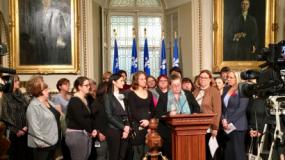 Photo de la conférence de presse.