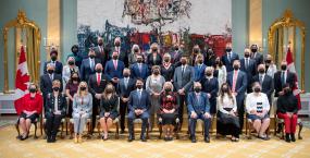 Photographie du Conseil des ministres.